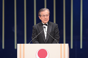 Dr. Hiroshi Komiyama