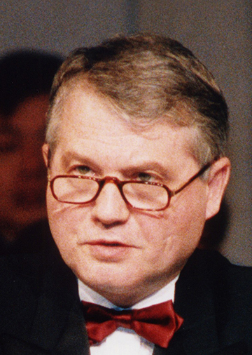 Dr. Luc Montagnier